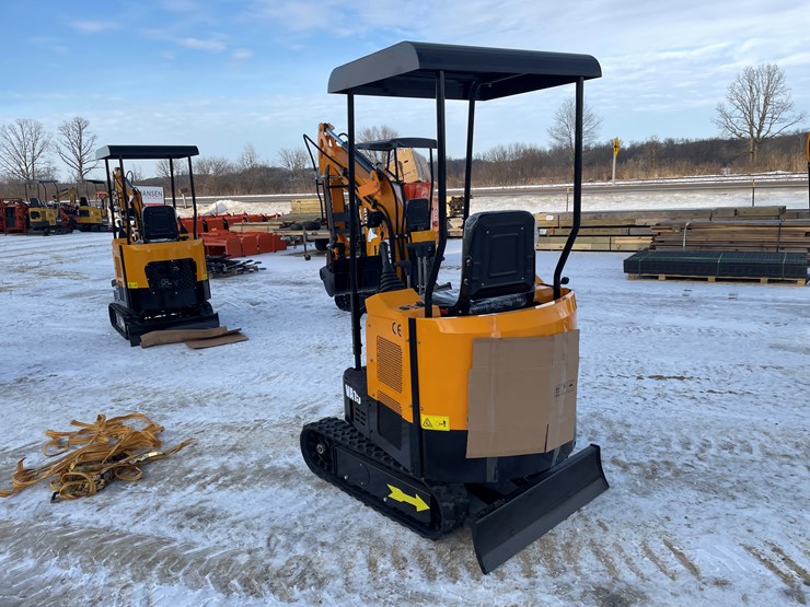 #108-•-miva-va15-mini-excavator-image-7