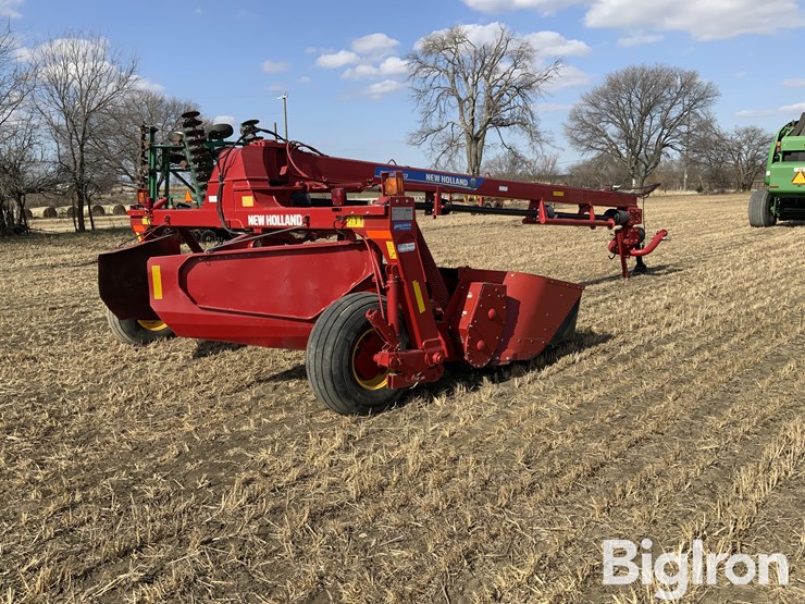 2019-new-holland-313rdb-discbine-pull-type-mower-conditioner-image-5