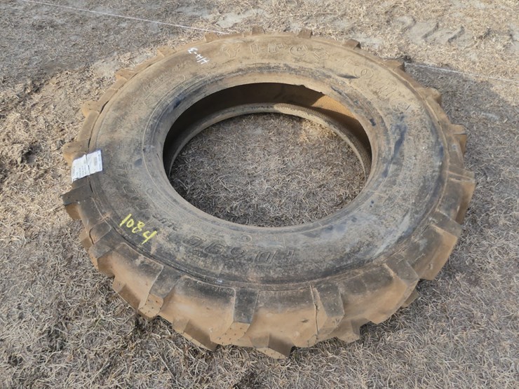 11r24.5-pivot-tire-image-2