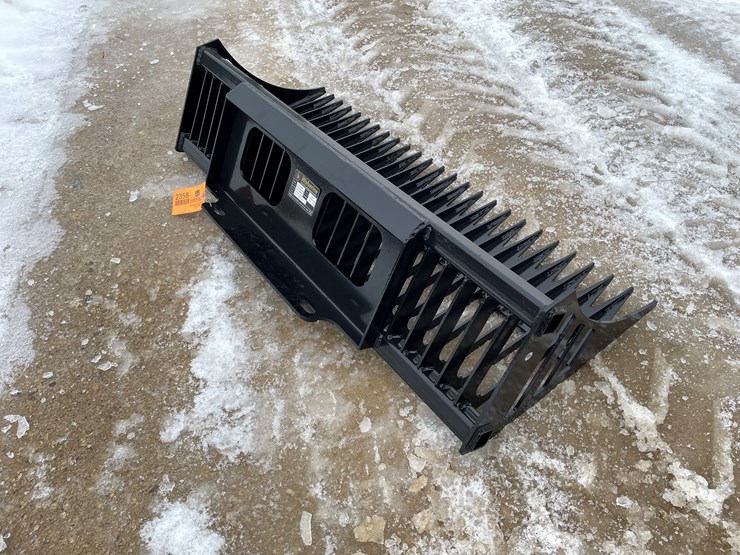 #2358-•-wolverine-mini-skid-steer-skeleton-bucket-image-5