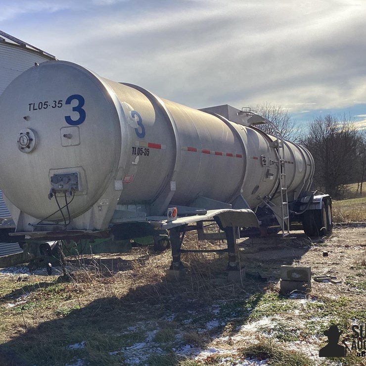 1986 Trailmaster T/A Tanker Trailer