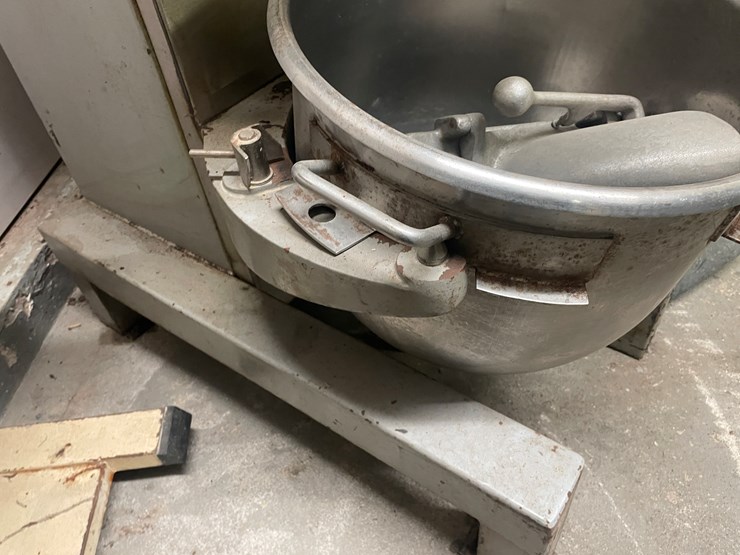 #4012-•-commercial-vulcan-mixer-image-7