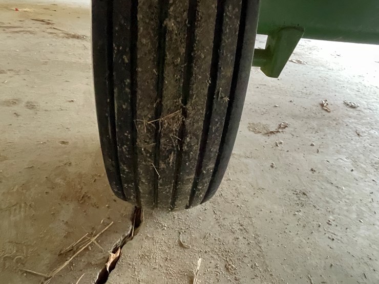 #5915-•-parade-wagon-image-34