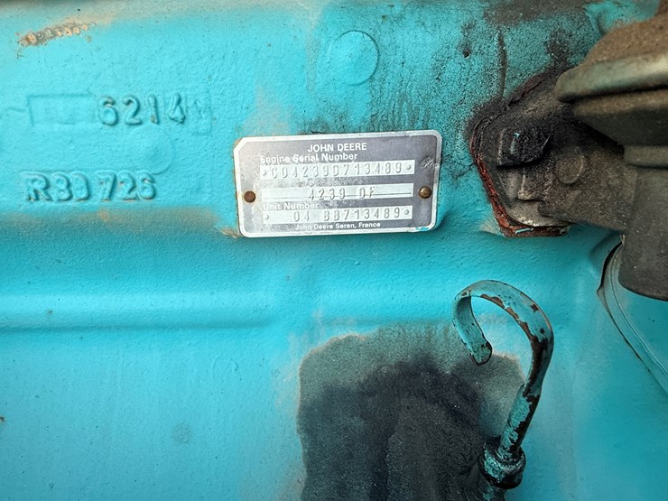 #2596-•-permavane-air-compressor-image-16