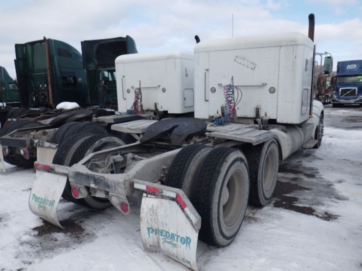 2014-peterbilt-386-image-9