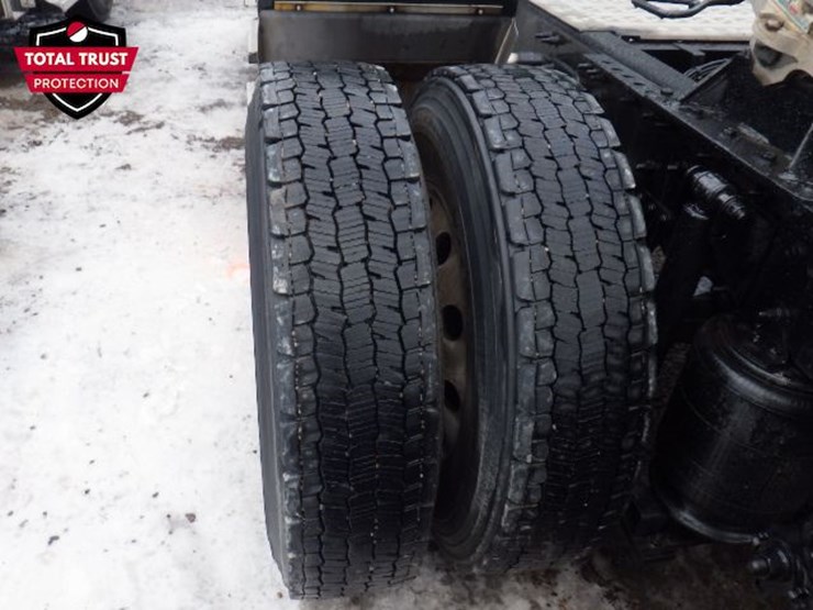 2023-mack-anthem-image-12