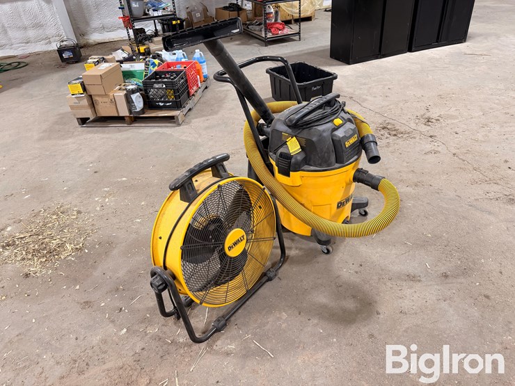 dewalt-wet/dry-vac-&-fan-image-2