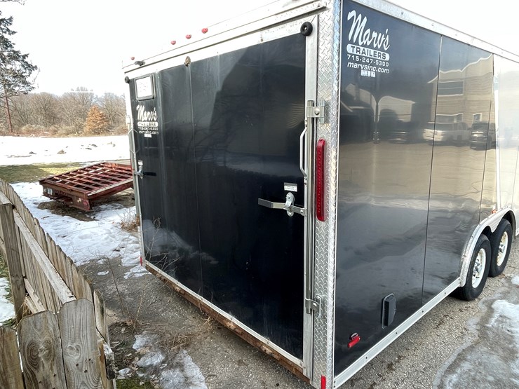 #4004-•-2016-enclosed-24'-rc-trailer-(has-wi-title)-image-13