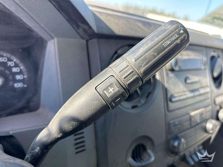 2015-ford-f550-image-14