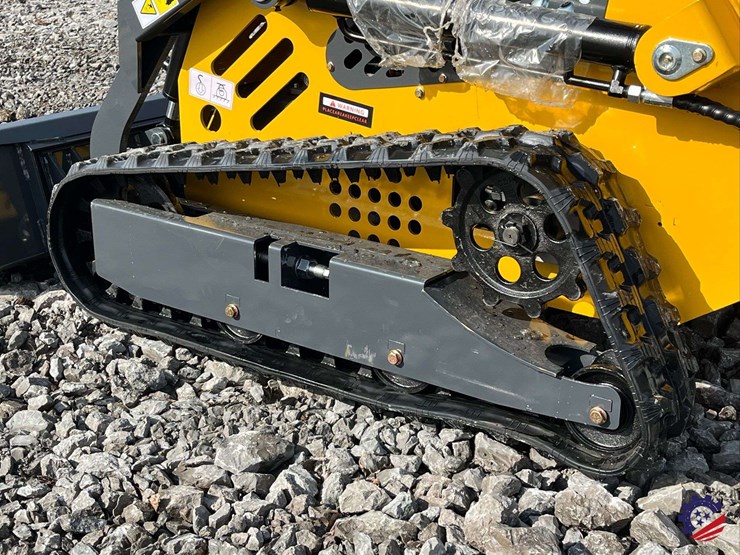 unused-2025-sdlanch-sdll60-skid-steer-loader-mini-skid-steer-image-8