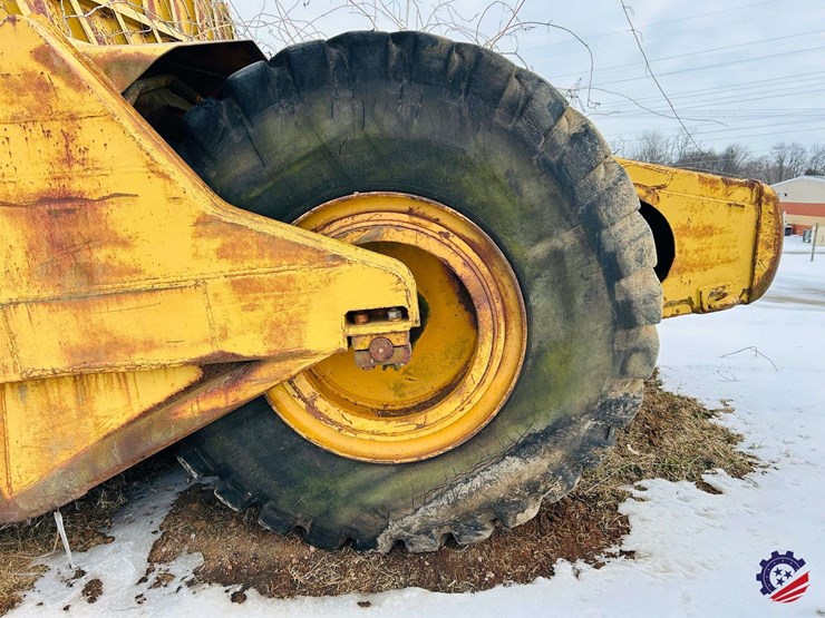 caterpillar-621-image-12