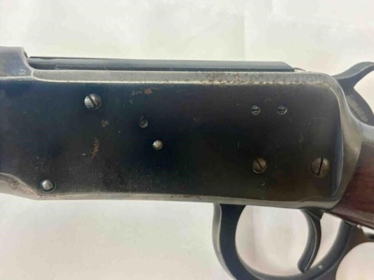 winchester---lever-action-rifle-image-4