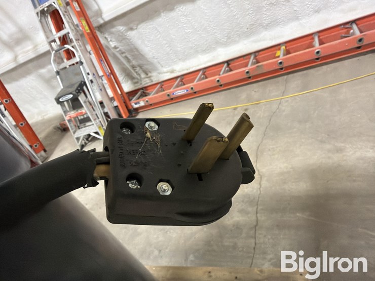 american-c17521e120v-air-compressor-image-14