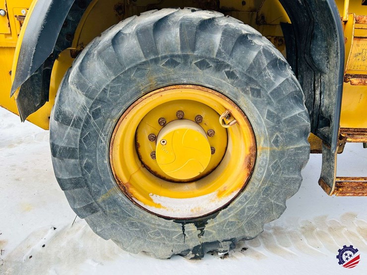 caterpillar-914m-image-28