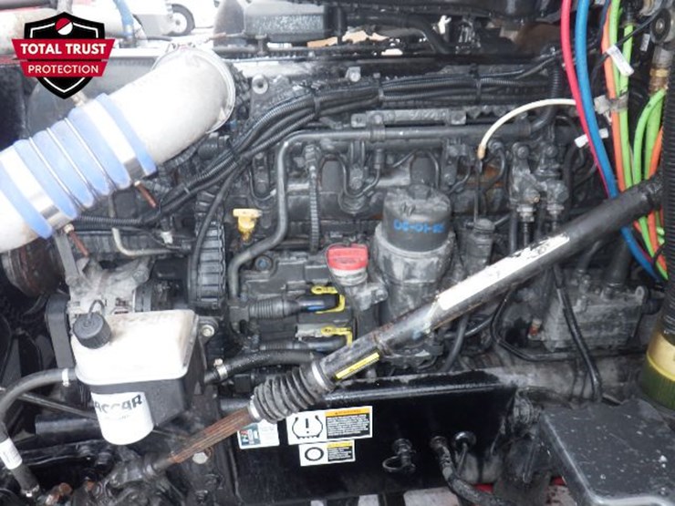 2022-kenworth-t680-image-26