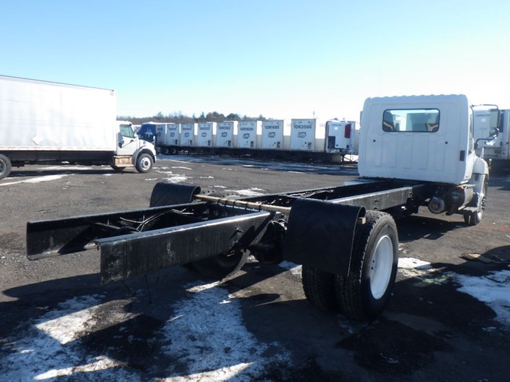 2016-hino-338-image-5