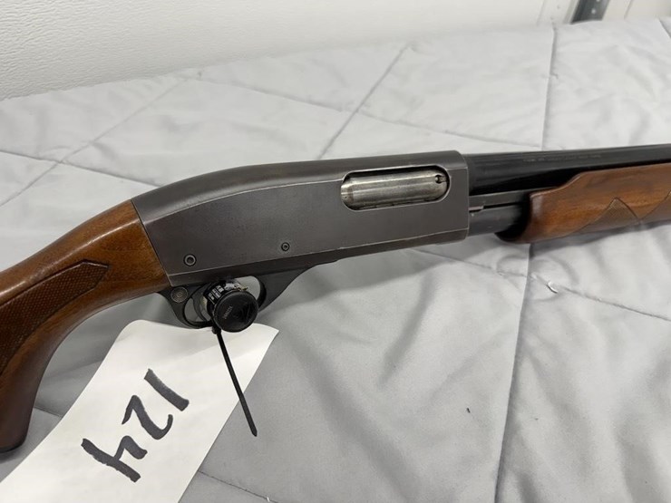 remington-wingmaster-870-16-gauge-shotgun-image-1