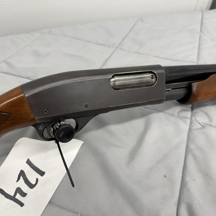 Remington Wingmaster 870 16 Gauge Shotgun