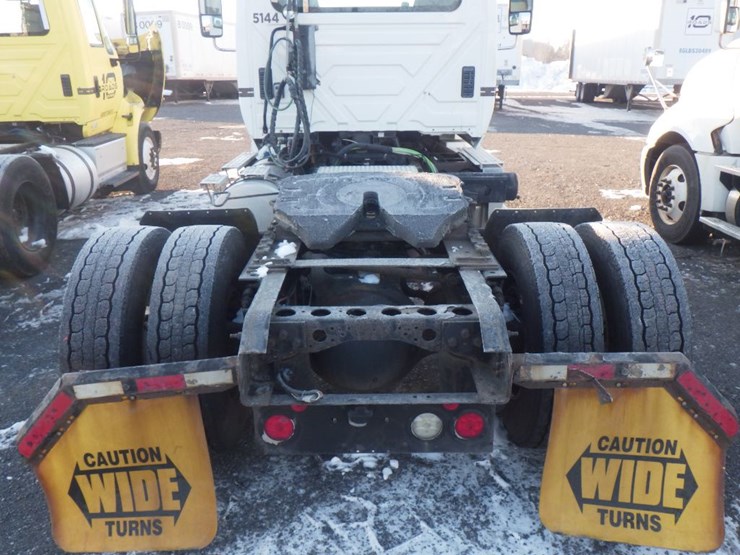 2016-international-prostar-image-5