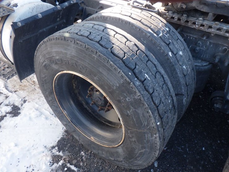 2016-international-8600-image-13