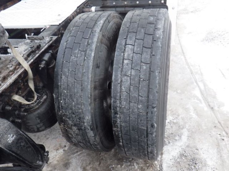 2018-freightliner-cascadia-125-image-7