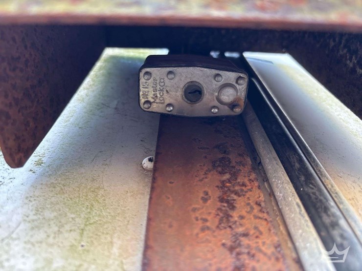 2001-t/a-enclosed-trailer-image-8