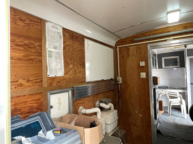 1999-united-expressline-image-19