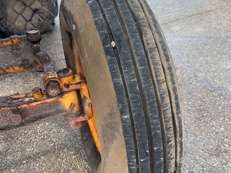 minneapolis-moline-jet-star-3-image-38