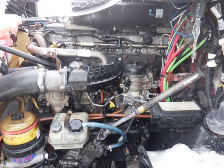 2018-freightliner-cascadia-125-image-22