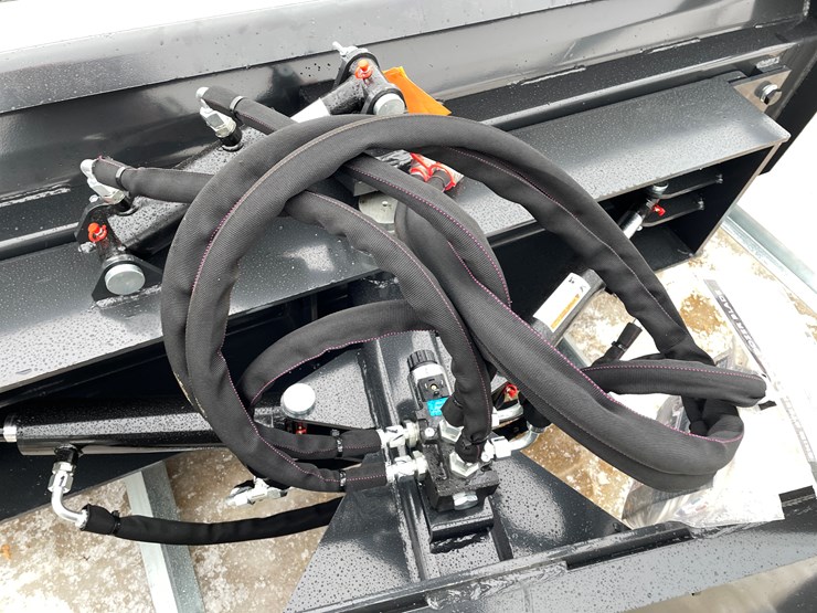 #2369-•-wolverine-6-way-dozer-blade-image-14