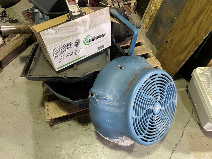 #7007-•-pile-of-scrap-iron-image-2