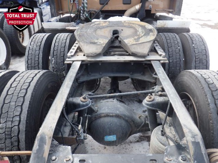 2022-kenworth-t680-image-12