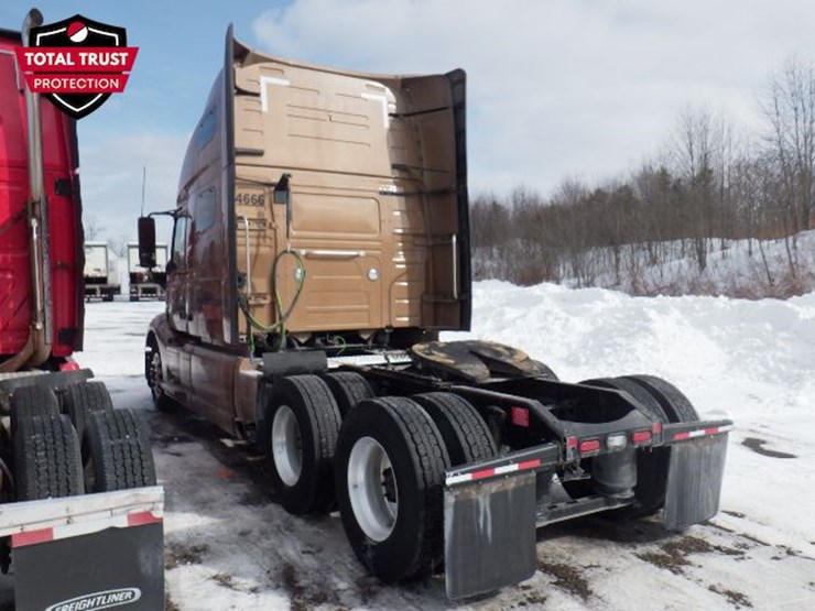 2022-volvo-vnl-760-image-15