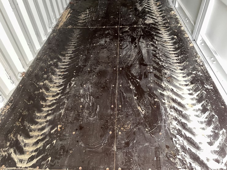 #200-•-40'-high-cube-multi-door-shipping-container-image-13