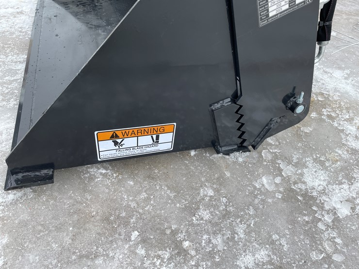 #2364-•-wolverine-mini-skid-steer-combination-bucket-image-10