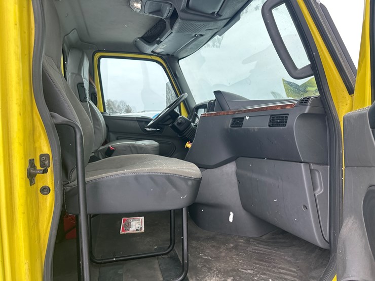 2019-international-12-image-25