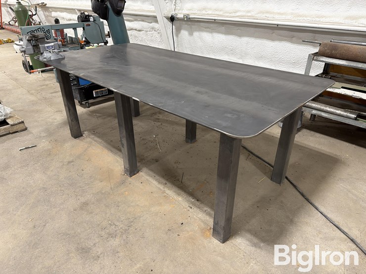 8'-welding-table-w/reversible-vice-image-1
