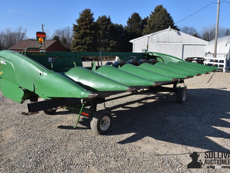 2014-john-deere-608c-image-3