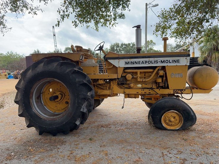 minneapolis-moline-g1000-image-4