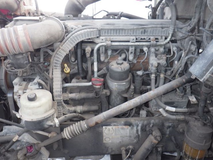 2014-peterbilt-386-image-24