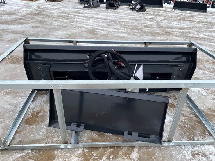 #2370-•-wolverine-6-way-dozer-blade-image-6