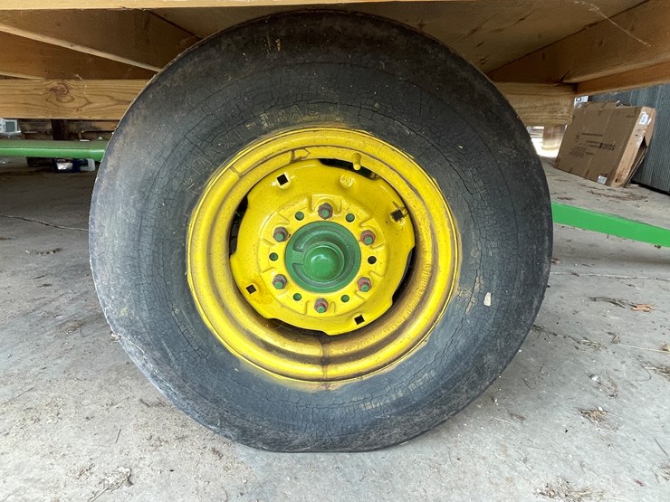 #5915-•-parade-wagon-image-29