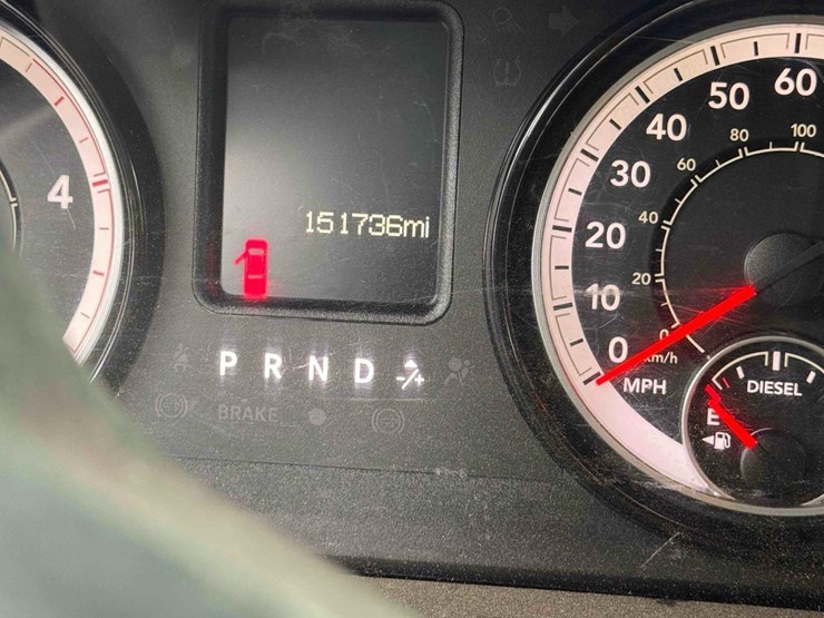 2017-dodge-3500-image-6