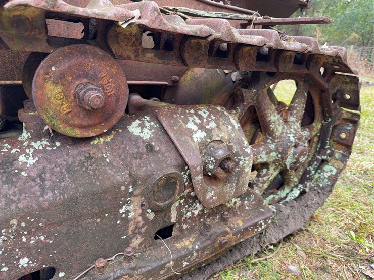 caterpillar-2-ton-crawler-image-27