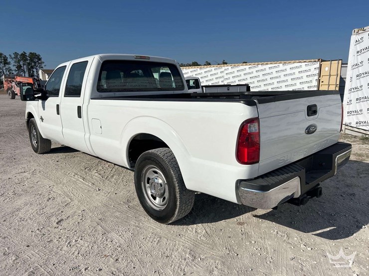 2015-ford-f350-image-4