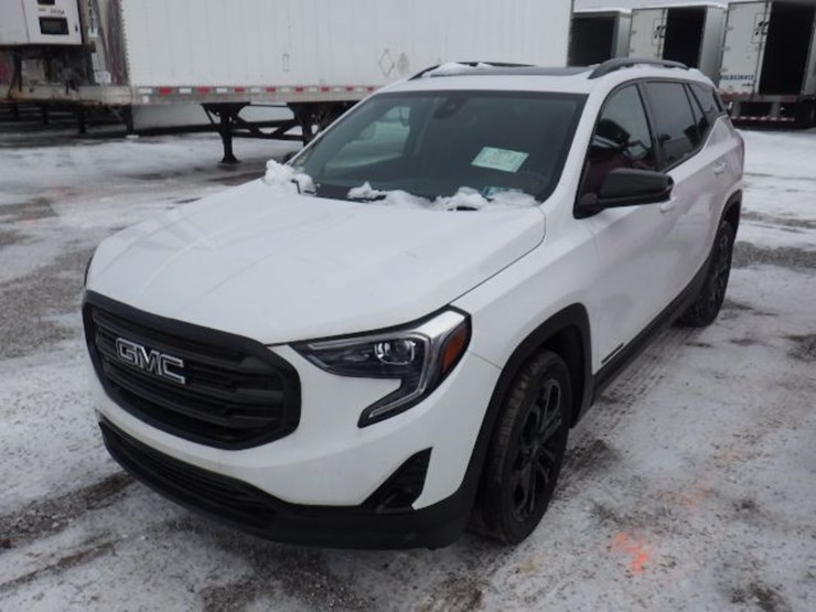 2021-gmc-terrain-slt-image-1