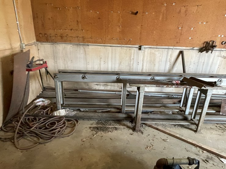 #5917-•-14'-metal-roller-stand-image-4