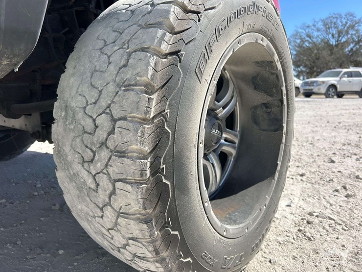 2016-chevrolet-silverado-1500-image-24