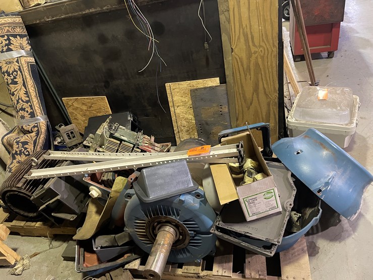 #7007-•-pile-of-scrap-iron-image-1