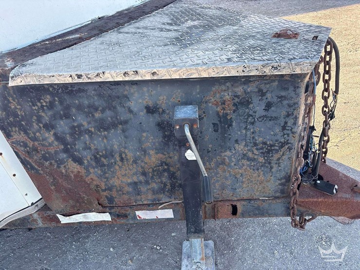 t/a-enclosed-trailer-image-10